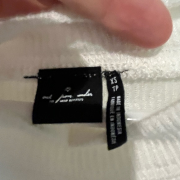 NWT Urban Outfitters Tee. - Picture 3 of 10